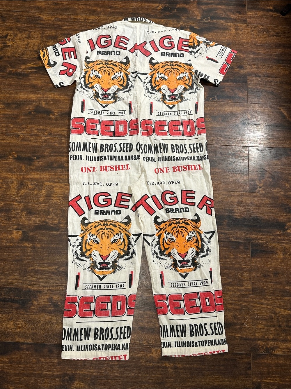 Vintage Tiger Seed Sack Jumpsuit 🐅🌾 Like New! - Picture 4 of 8